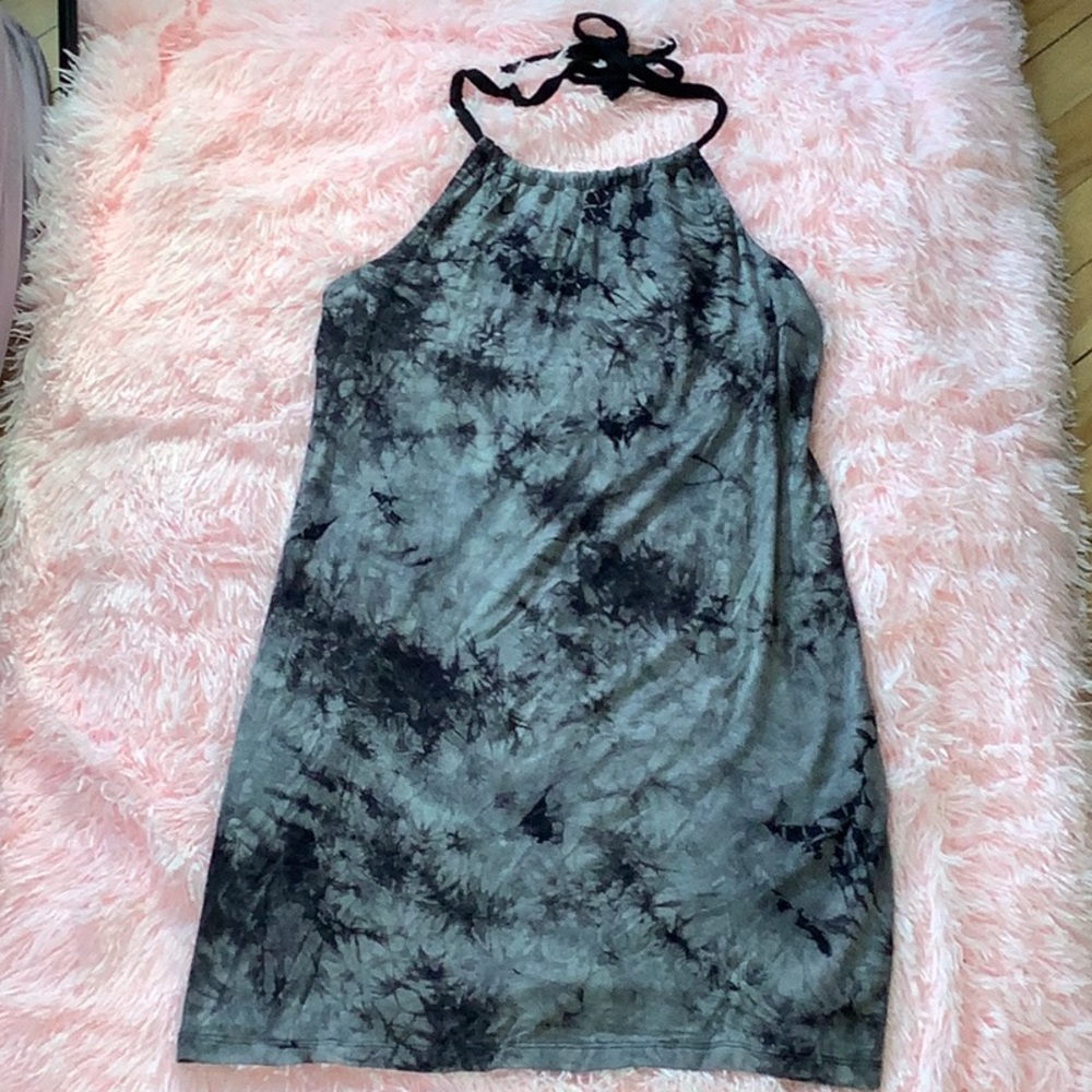 Interi tye dye halter dress!